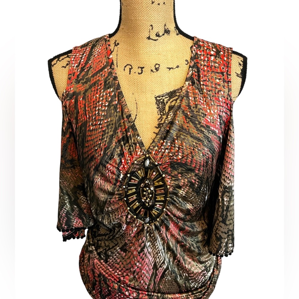 Midnight Velvet cold, shoulder snake design top